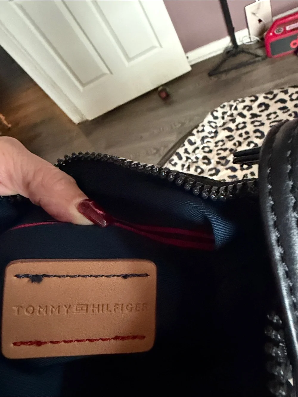 Tommy Hilfiger compact quilted